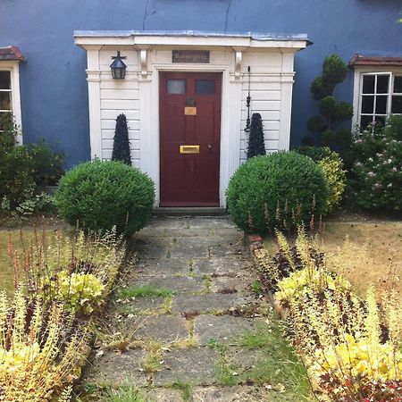 Hotel Bonningtons Stansted Self Catering Stansted Mountfitchet Exterior foto