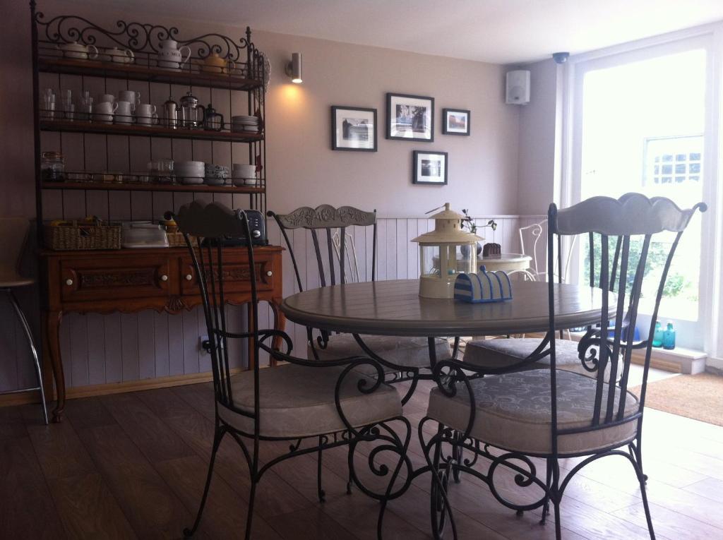 Hotel Bonningtons Stansted Self Catering Stansted Mountfitchet Habitación foto