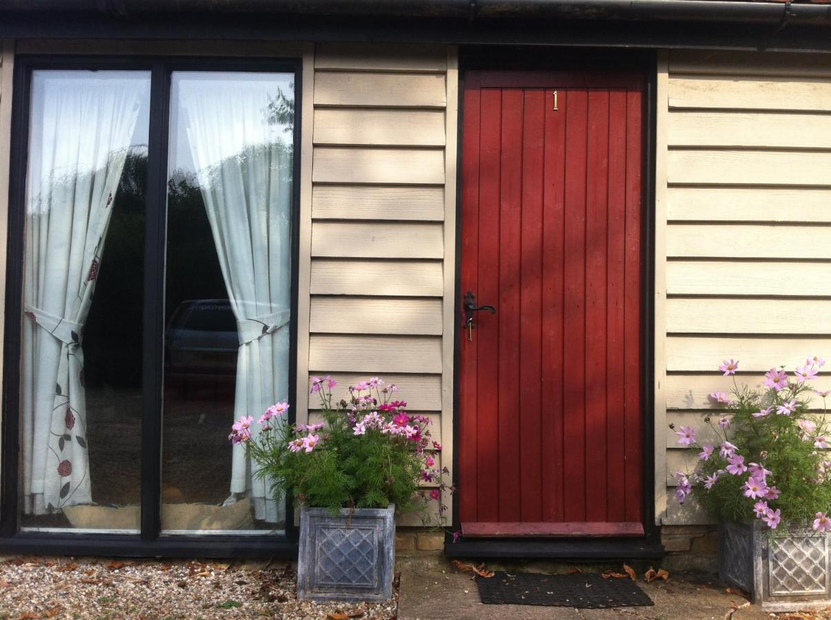 Hotel Bonningtons Stansted Self Catering Stansted Mountfitchet Habitación foto